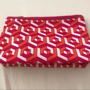 7 Piece Clinique Jonathon Adler Gift Set